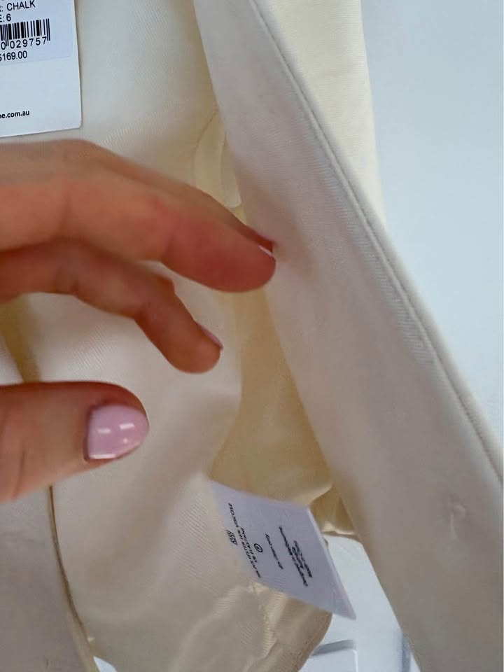 Henne Vest - size 6