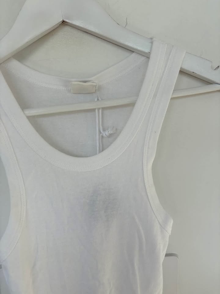 Bassike Tank - size xs