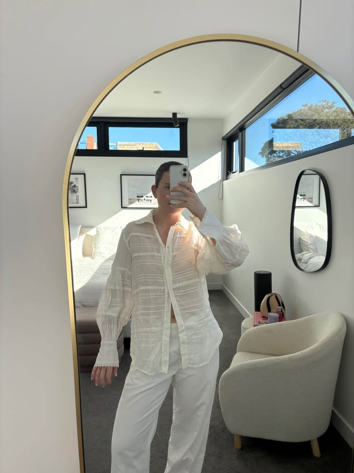 Lee MATTHEWS Blouse - size 8