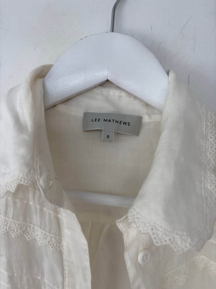 Lee MATTHEWS Blouse - size 8