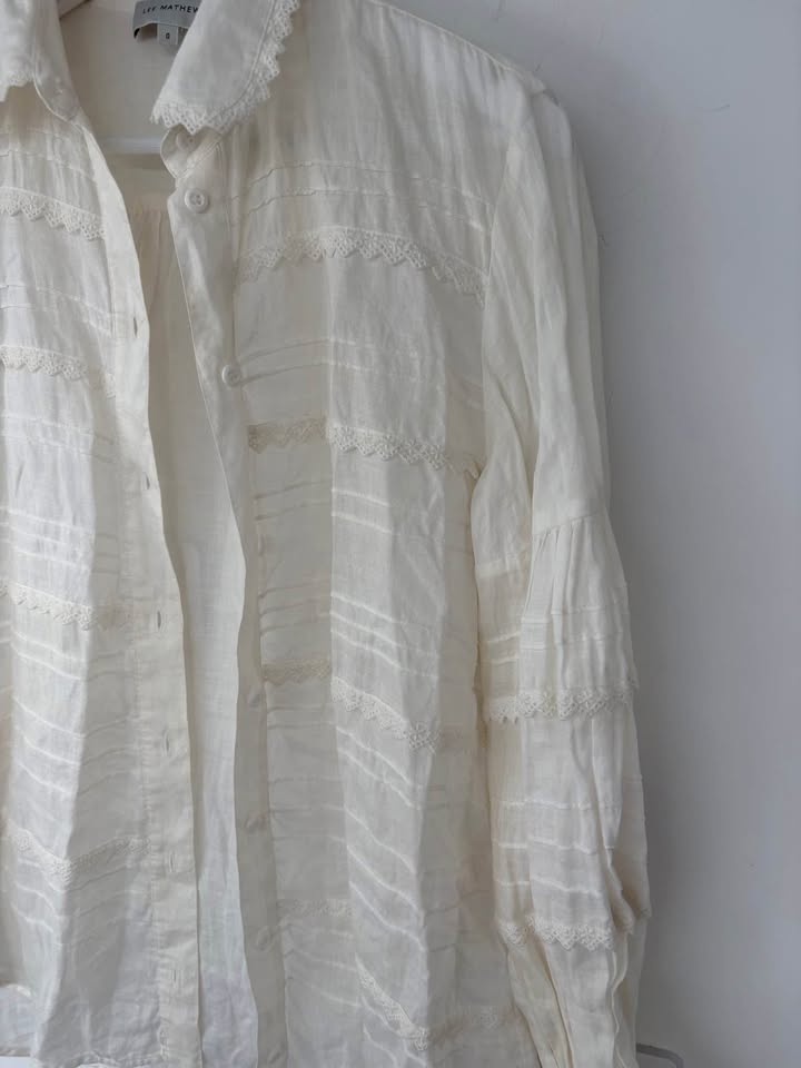 Lee MATTHEWS Blouse - size 8