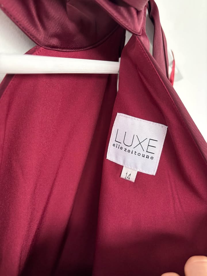 Elle Zuitone Maxi Dress - size 14