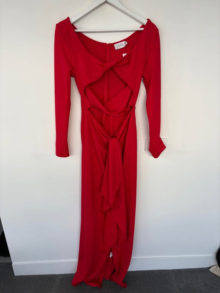Yaura Maxi Dress - size medium