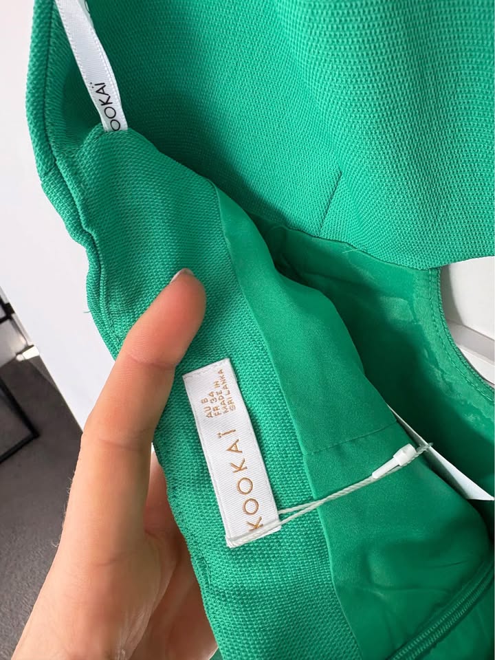 KOOKAI Top - size 6 BNWT