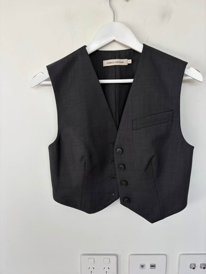 Camilla and Marc vest - size 8
