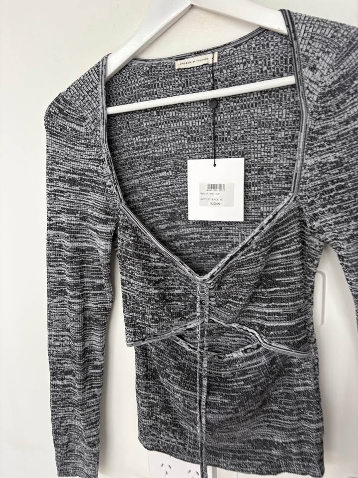 Chosen by Tuchuzy Top - size medium