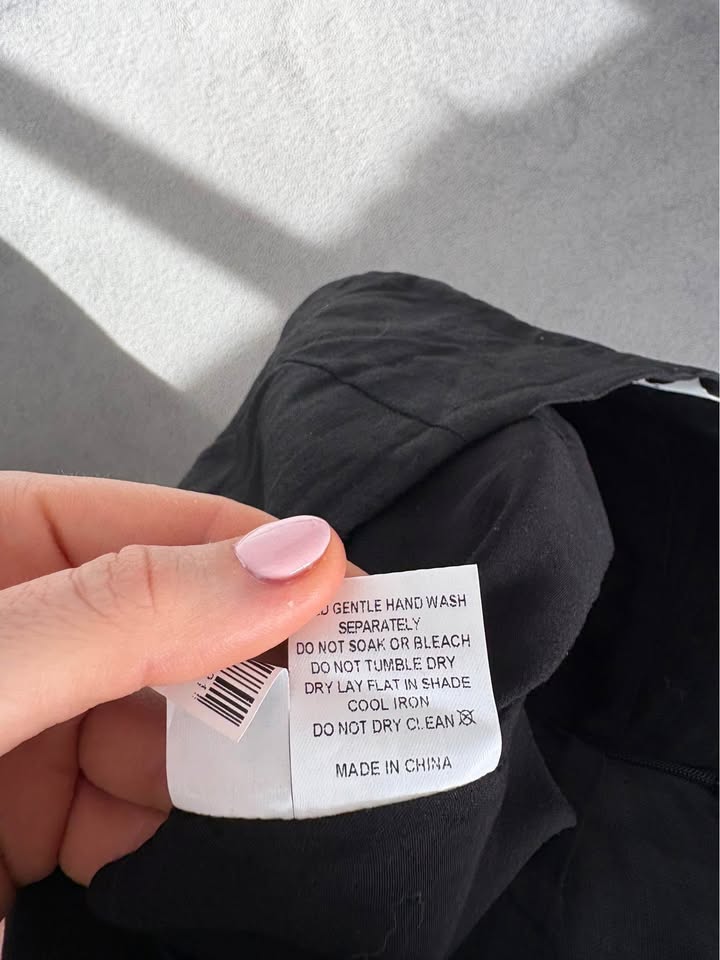 DISSH Shorts - size 8
