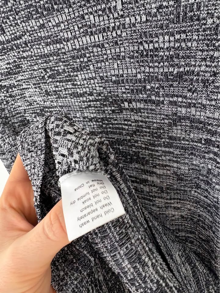 Chosen by Tuchuzy Top - size medium