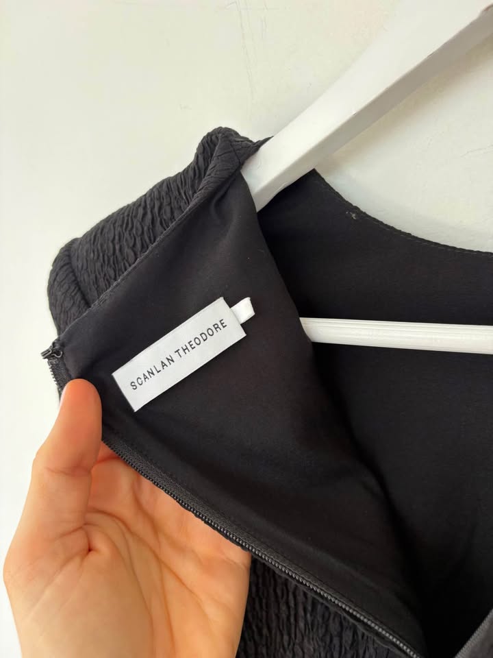 Scanlan Theodore Blouse - size 8