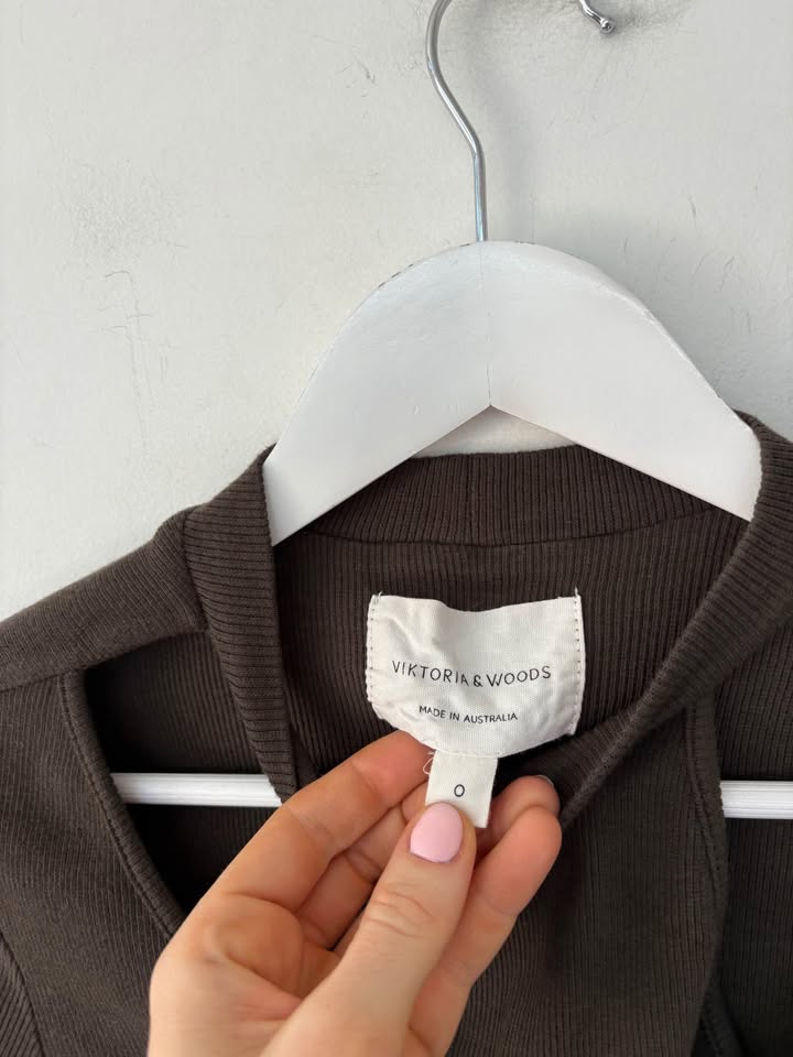 Viktoria and Woods Top - size 0
