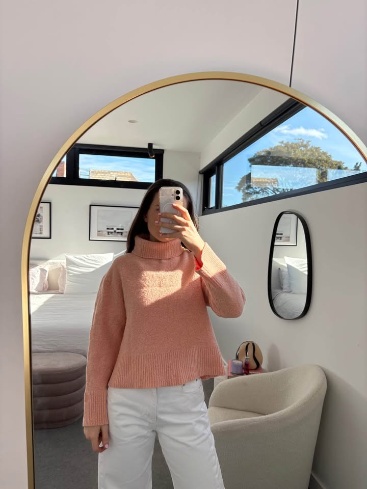 Camilla and Marc Knit - size xs
