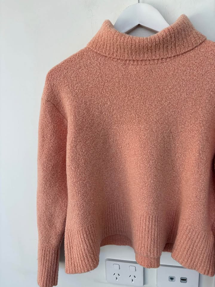 Camilla and Marc Knit - size xs