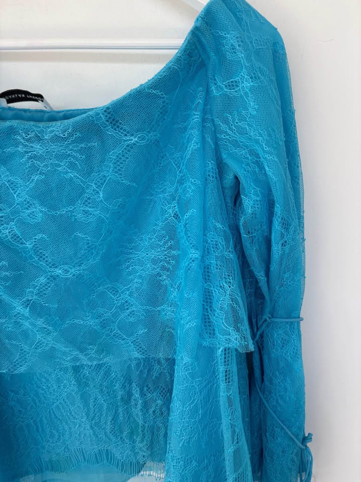 Scanlan Theodore Blouse - size sm