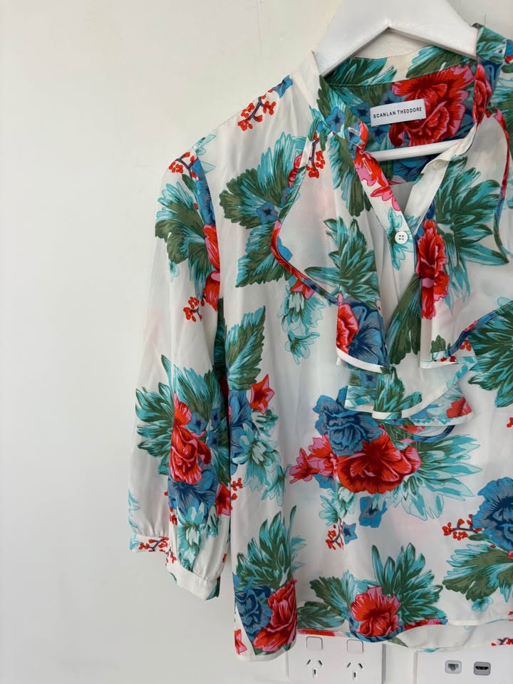 Scanlan Theodore Silk Blouse - size 8