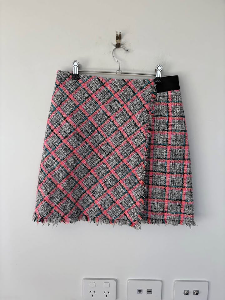 Karl Lagerfield Skirt - size 8
