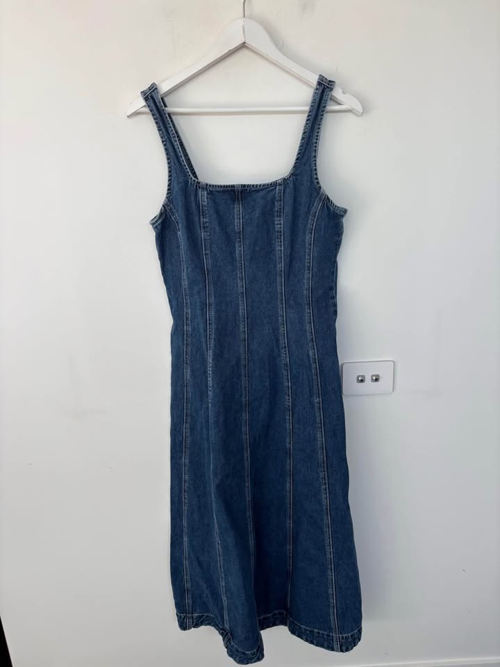 Sportsgirl Denim Dress - size 8