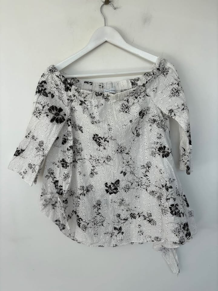 Scanlan Theodore Blouse - size sm
