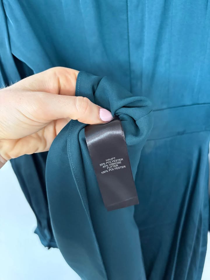 Forever New Maxi Dress - size 8