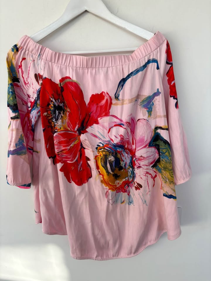 Scanlan Theodore Set - shorts size 10 and top size 8