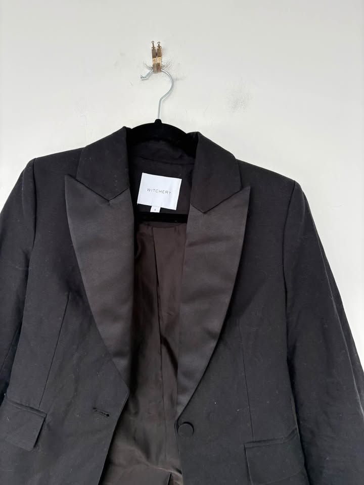 Witchery Blazer - size 4