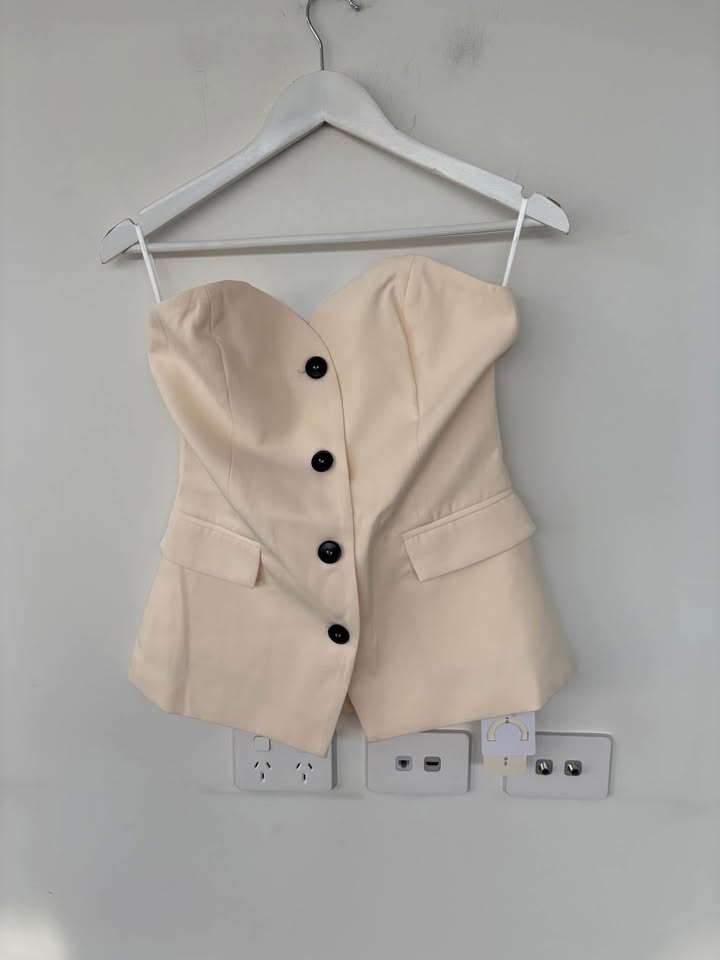 Commense Set - size small BNWT
