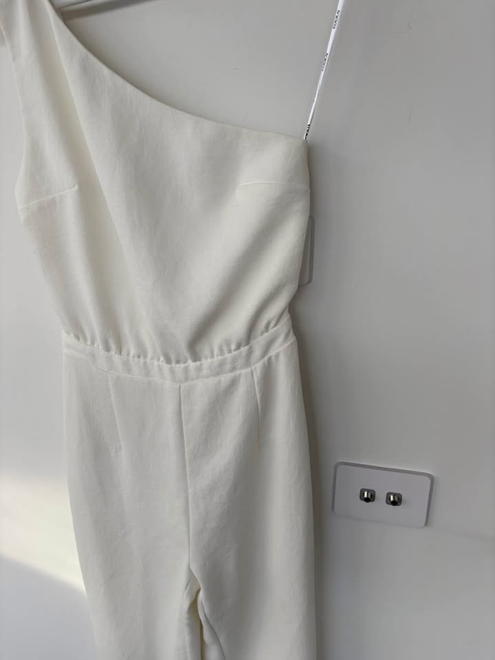 KOOKAI Jumpsuit - size 6