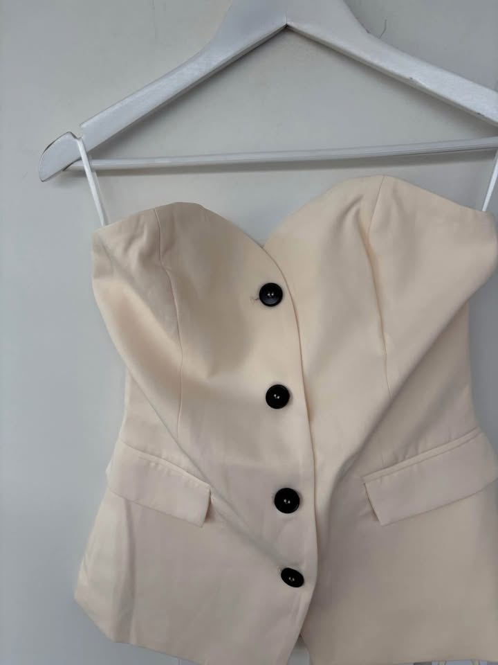 Commense Set - size small BNWT