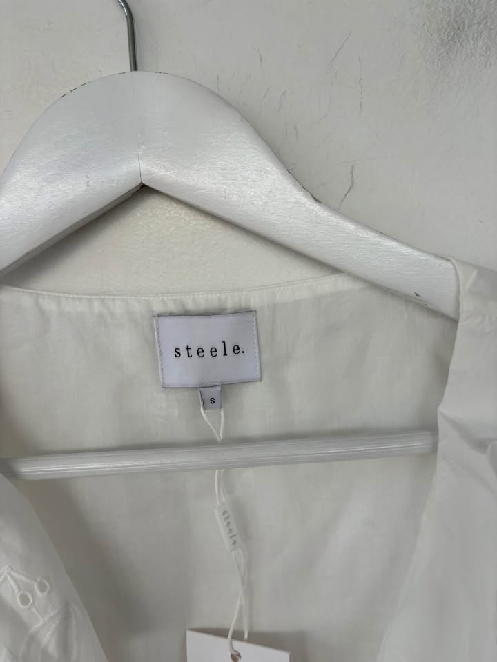 Steele Blouse - size small BNWT