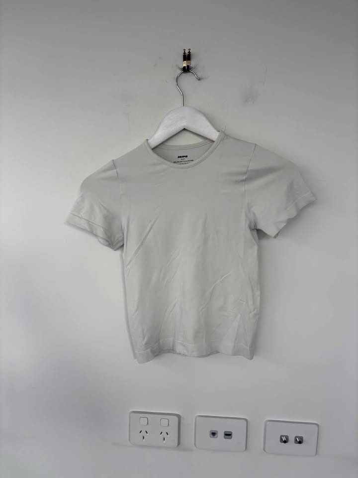 Skims T-Shirt - Size Small