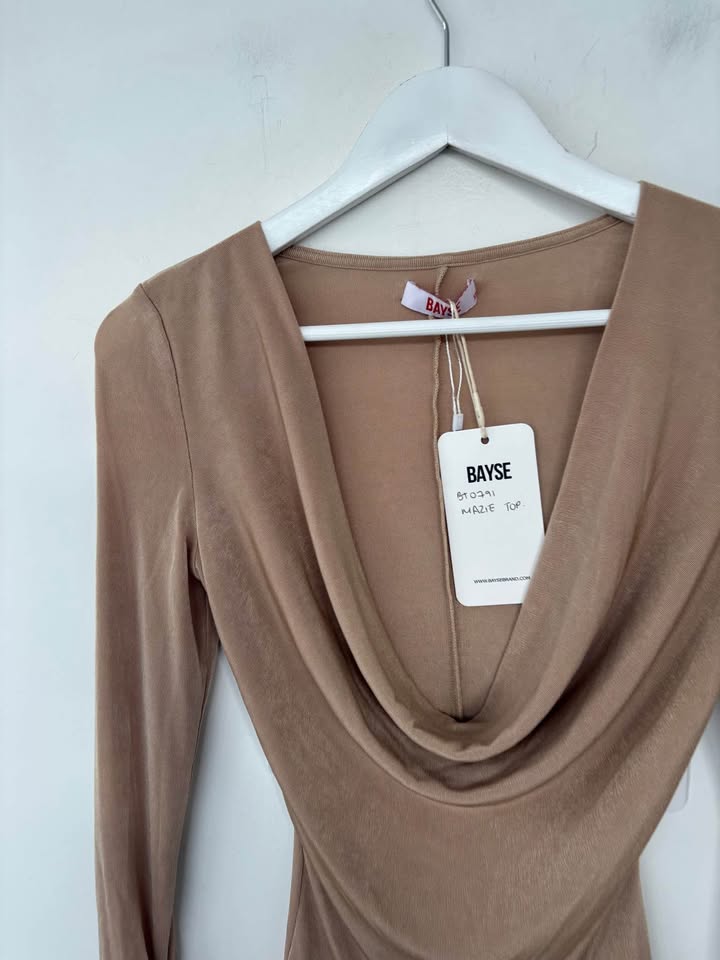 Bayse Longsleeve Top - Size XS