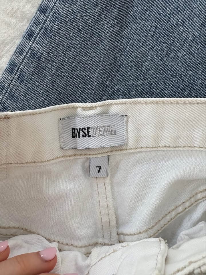 Bayse White Denin Skirt - Size 7