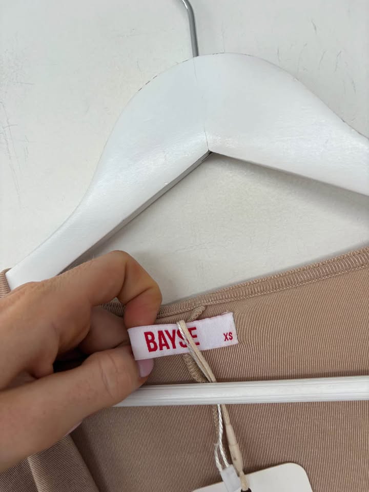 Bayse Longsleeve Top - Size XS