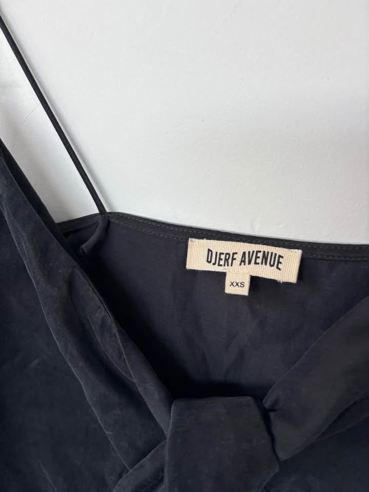 Djerf Avenue Top - Size XXS