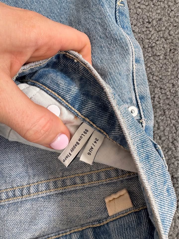Abrand Jeans - Size 6