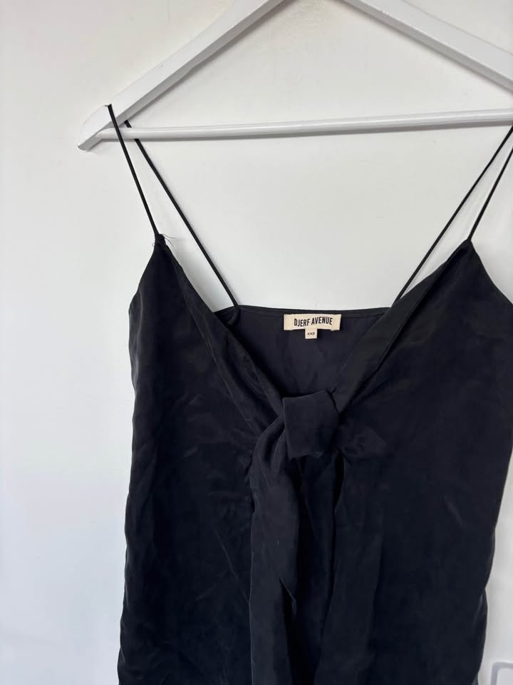 Djerf Avenue Top - Size XXS