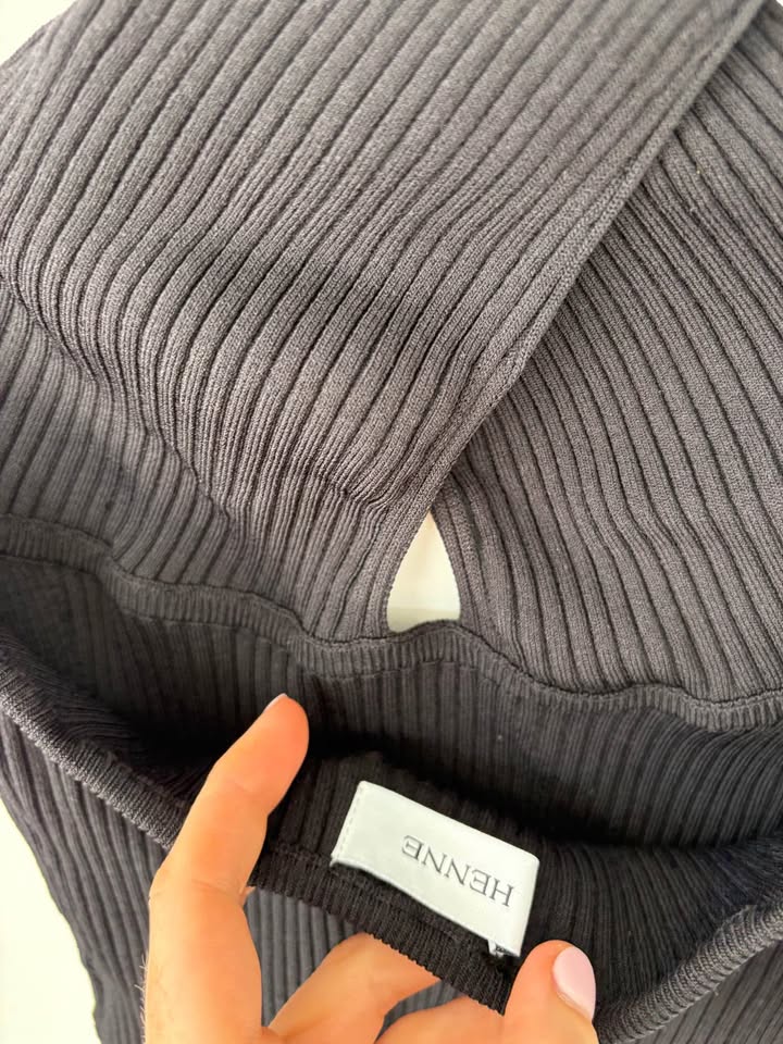 Henne Long Sleeve Top - Size 8