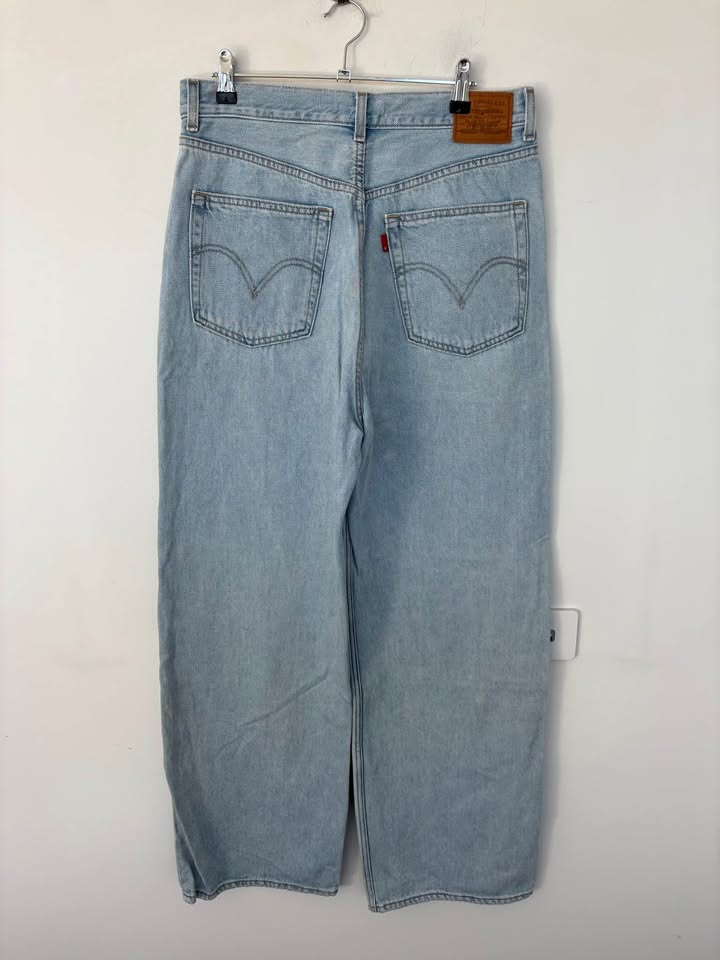 Levi Jeans - Size 30
