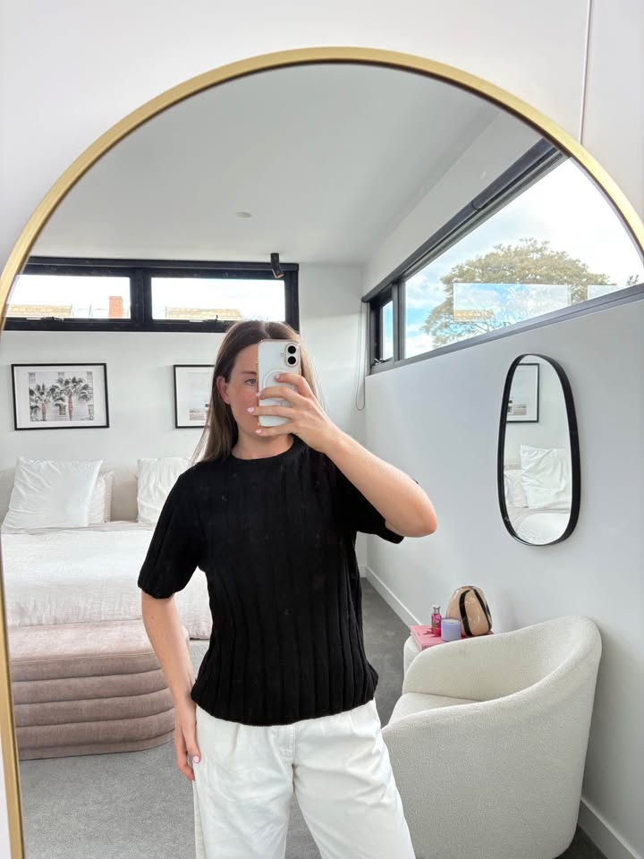 Nude Lucy Knit Top - Size Medium