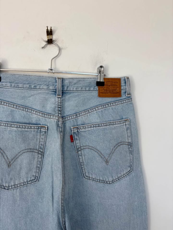 Levi Jeans - Size 30