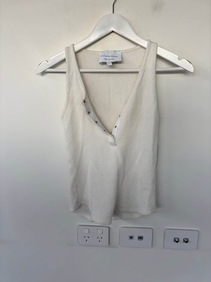 Viktoria and Woods Top - Size 1