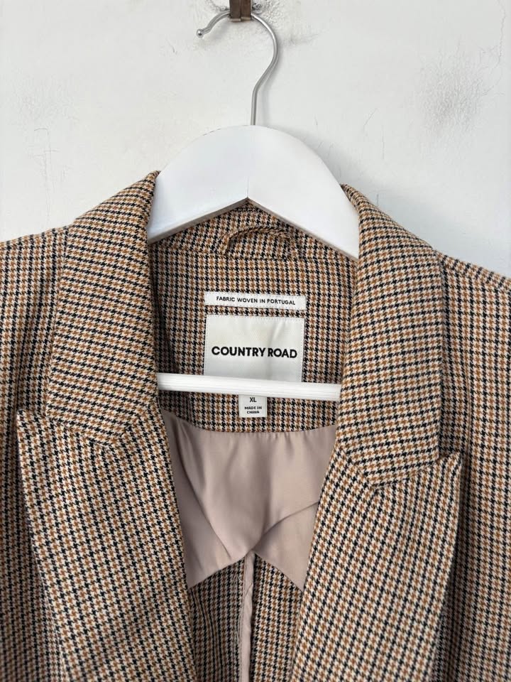 Country Road Blazer - Size XL