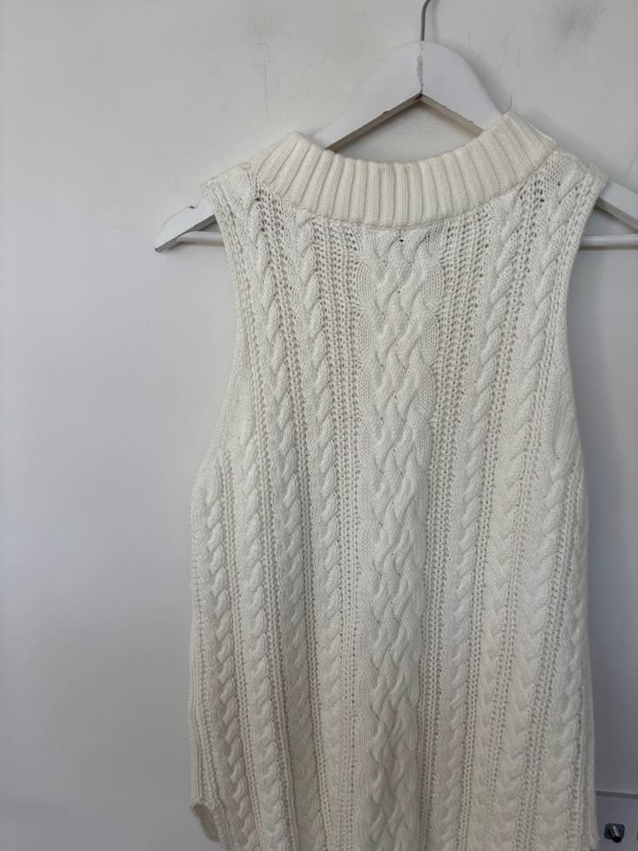 Viktoria and Woods Knit Jumper Vest - Size 1