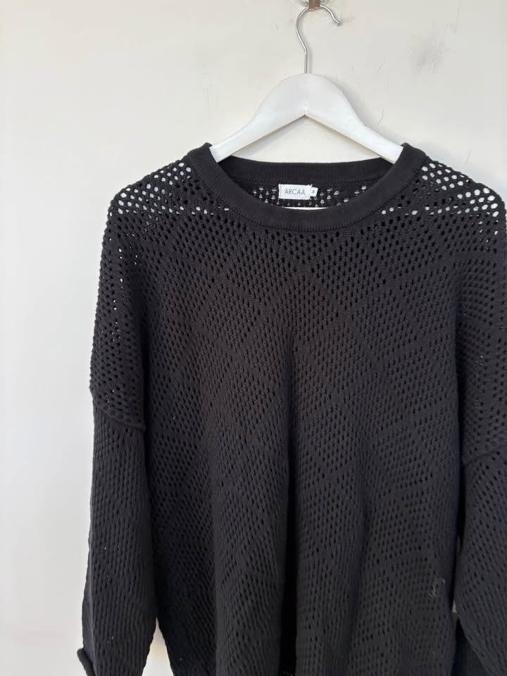 Arcaa Jumper - Size Medium