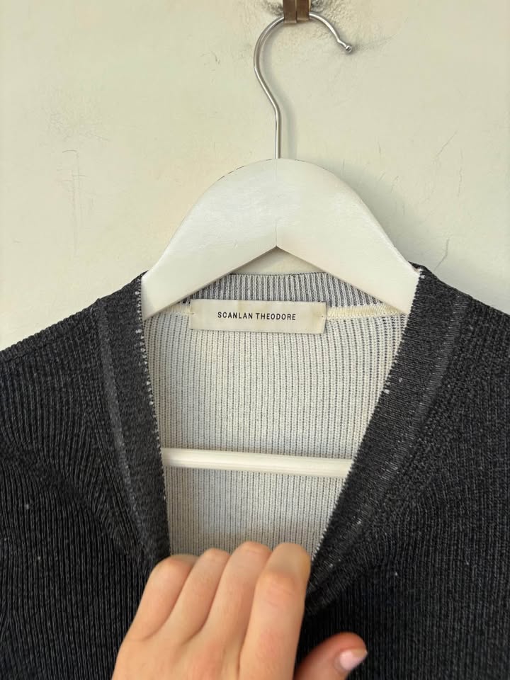 Scanlan Theodore Jumper - Size Medium