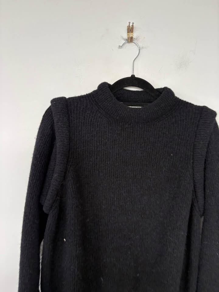 Les Coyotes Jumper - size small
