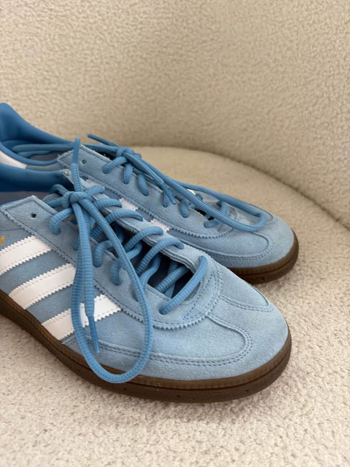 Adidas Spezial Runners - size 42