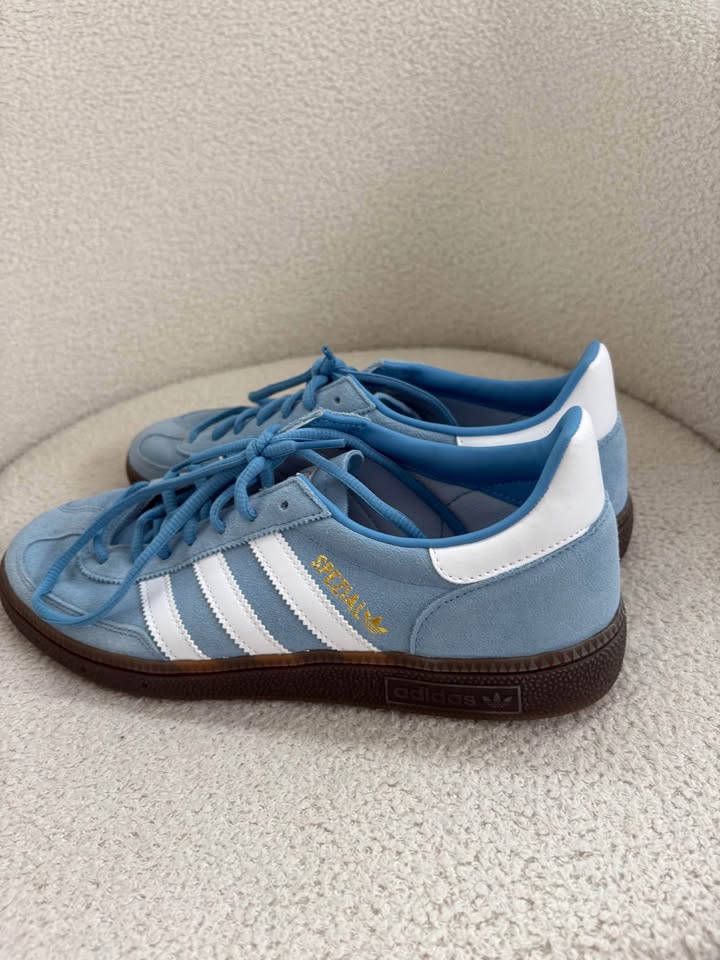 Adidas Spezial Runners - size 42