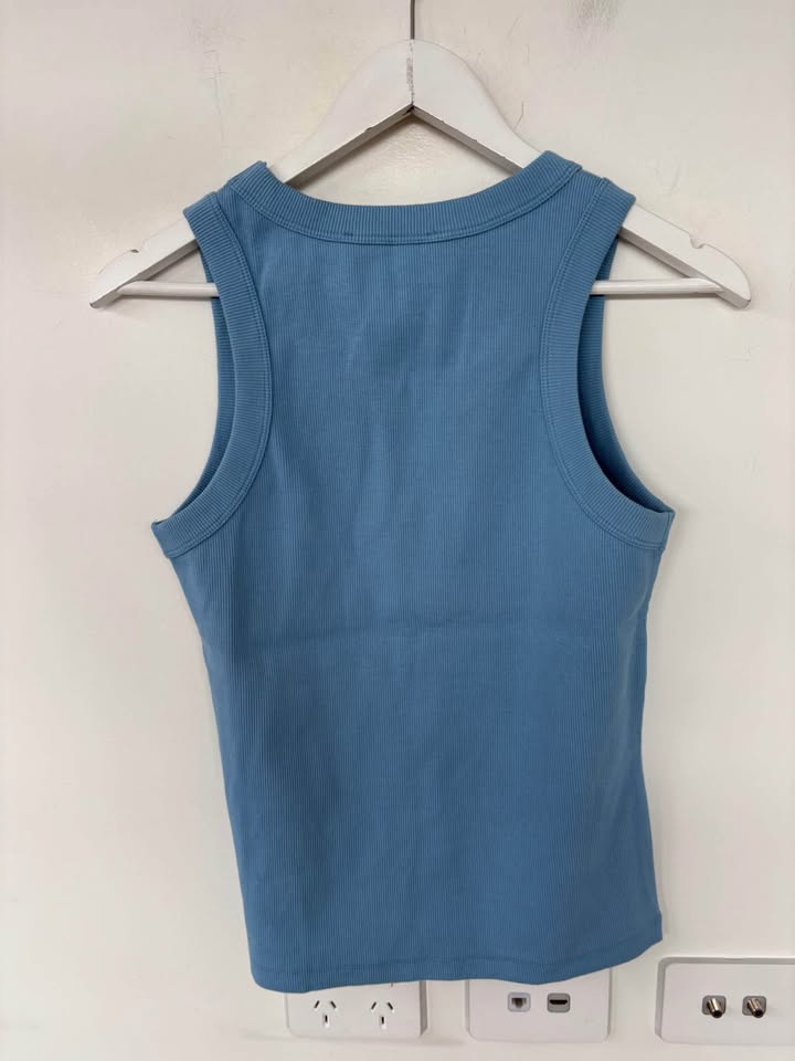Assembly Tank - size 12