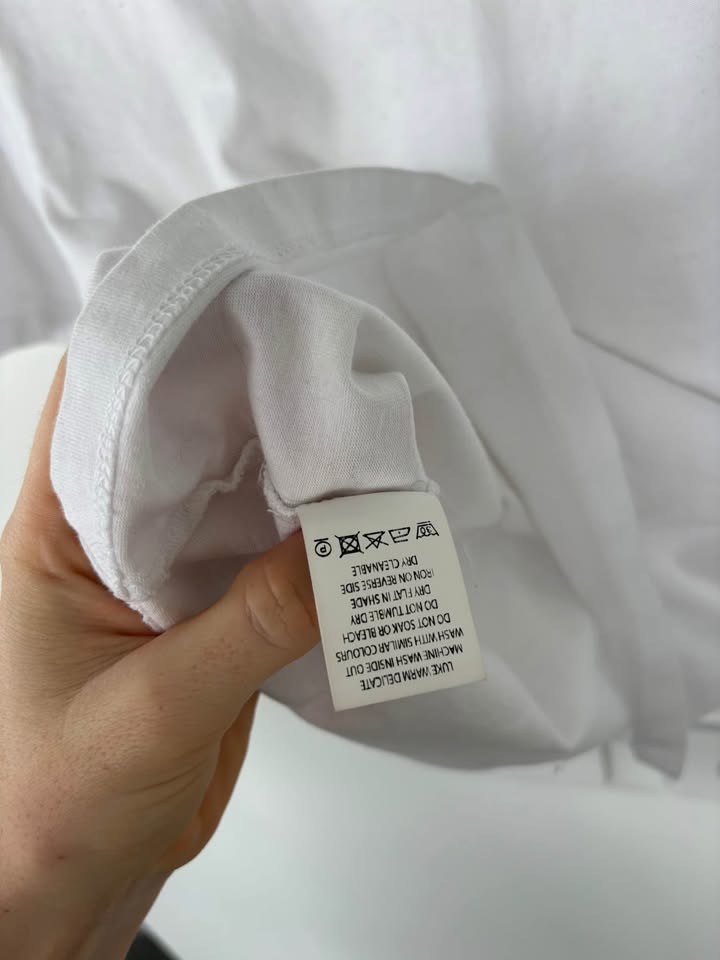Sener Besim Tee - size small