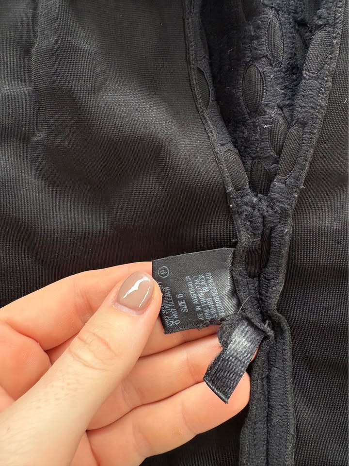 Scanlan Theodore Skirt - size 6